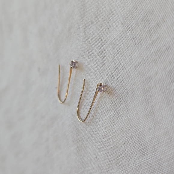 14K Yellow Gold Brilliant Cubic Zirconia Dangle Round Danity Earrings 0.3g - Picture 1 of 6